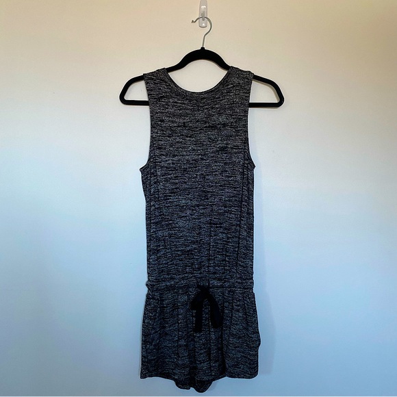 Wilfred Free Romper from Aritzia - Size XXS - Loungewear - Picture 5 of 6